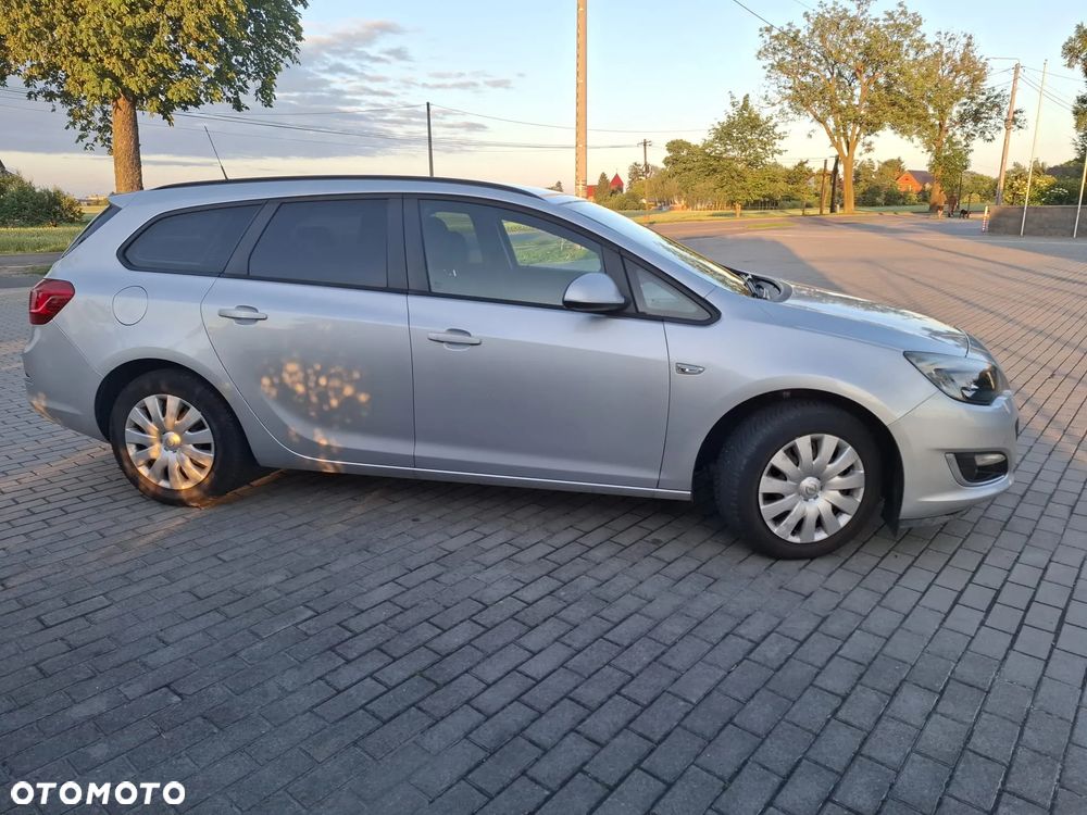 Opel Astra 1.6 - 6