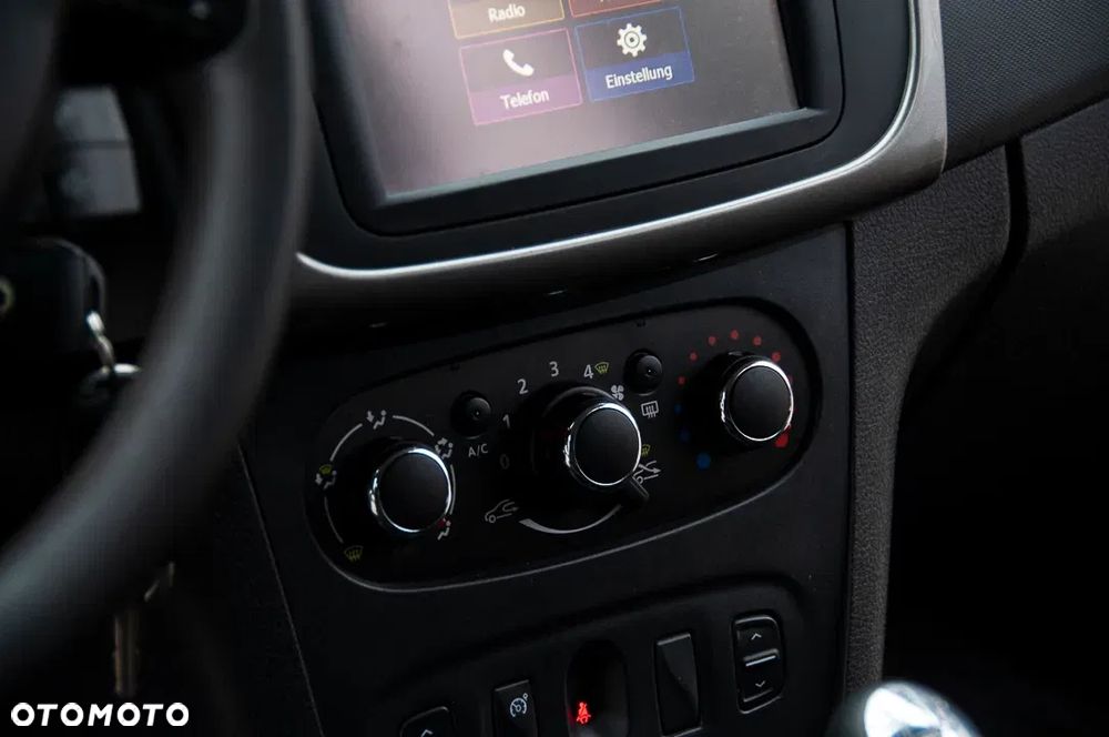 Dacia Logan 0.9 TCe Laureate S&S - 32