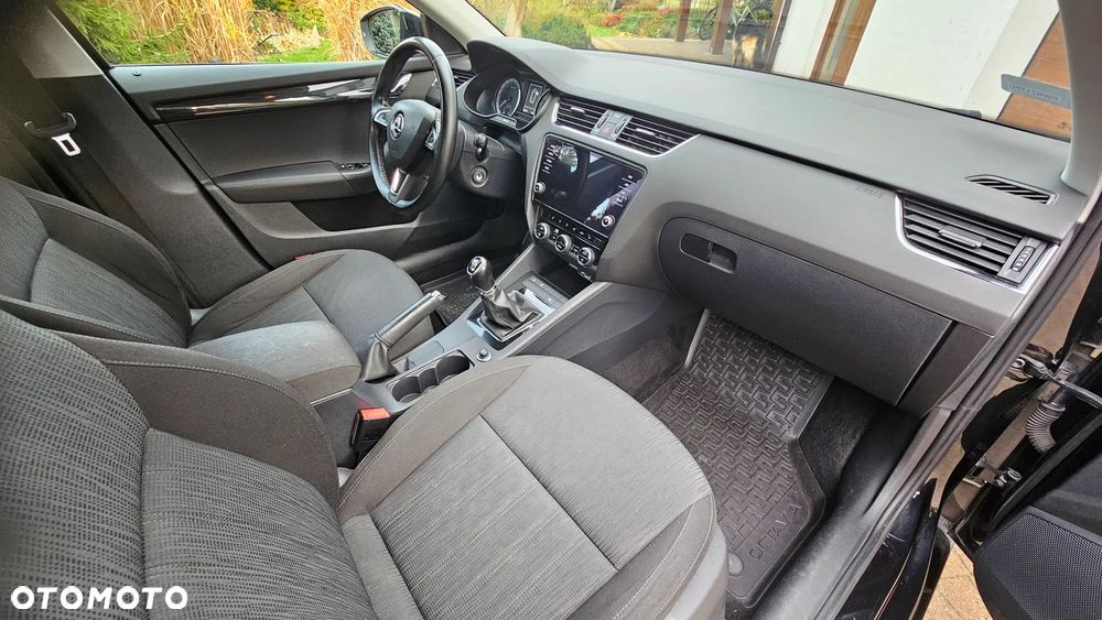 Skoda Octavia 2.0 TDI Style - 18