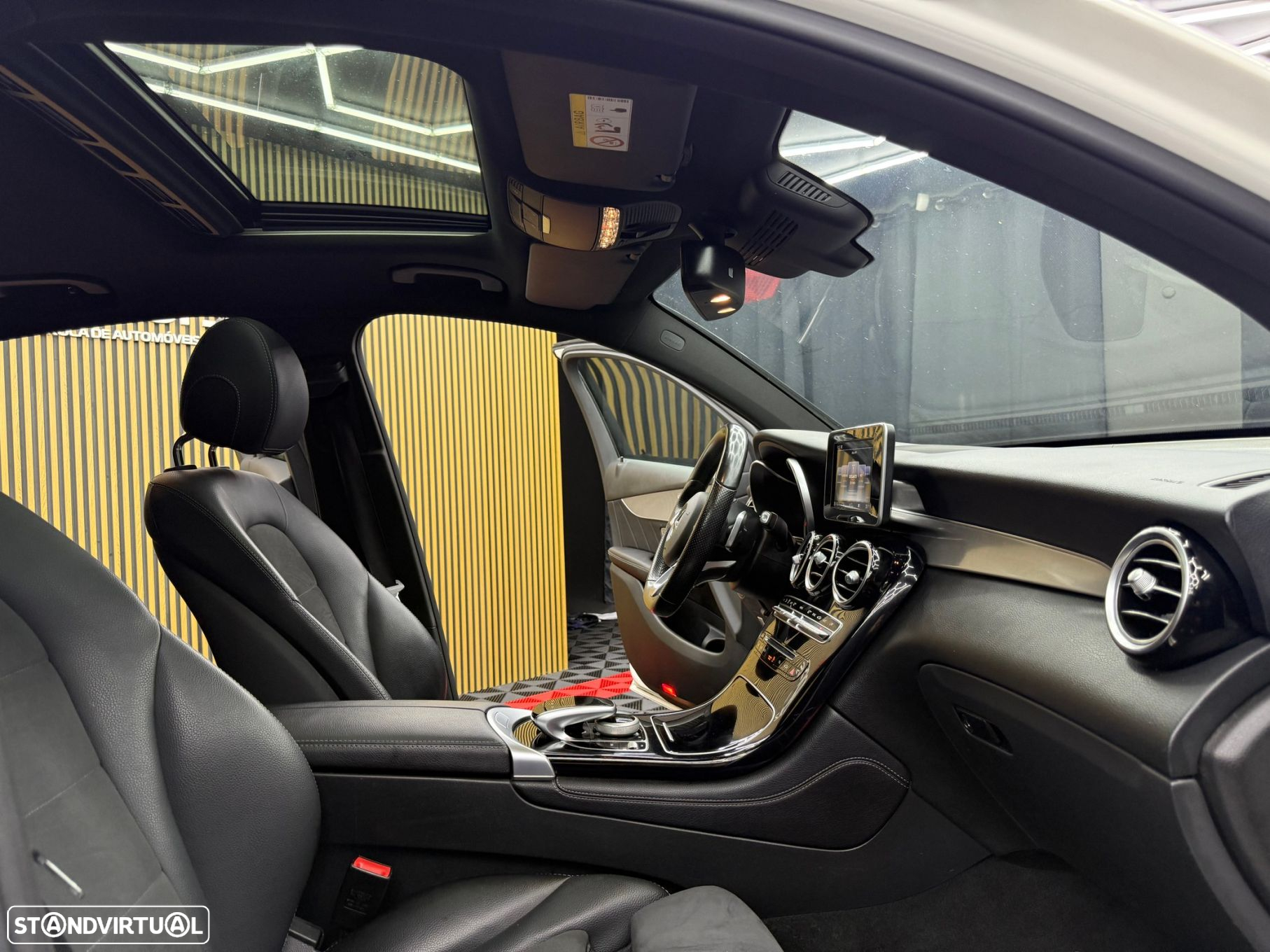 Mercedes-Benz GLC 250 d Coupé AMG Line 4-Matic - 48