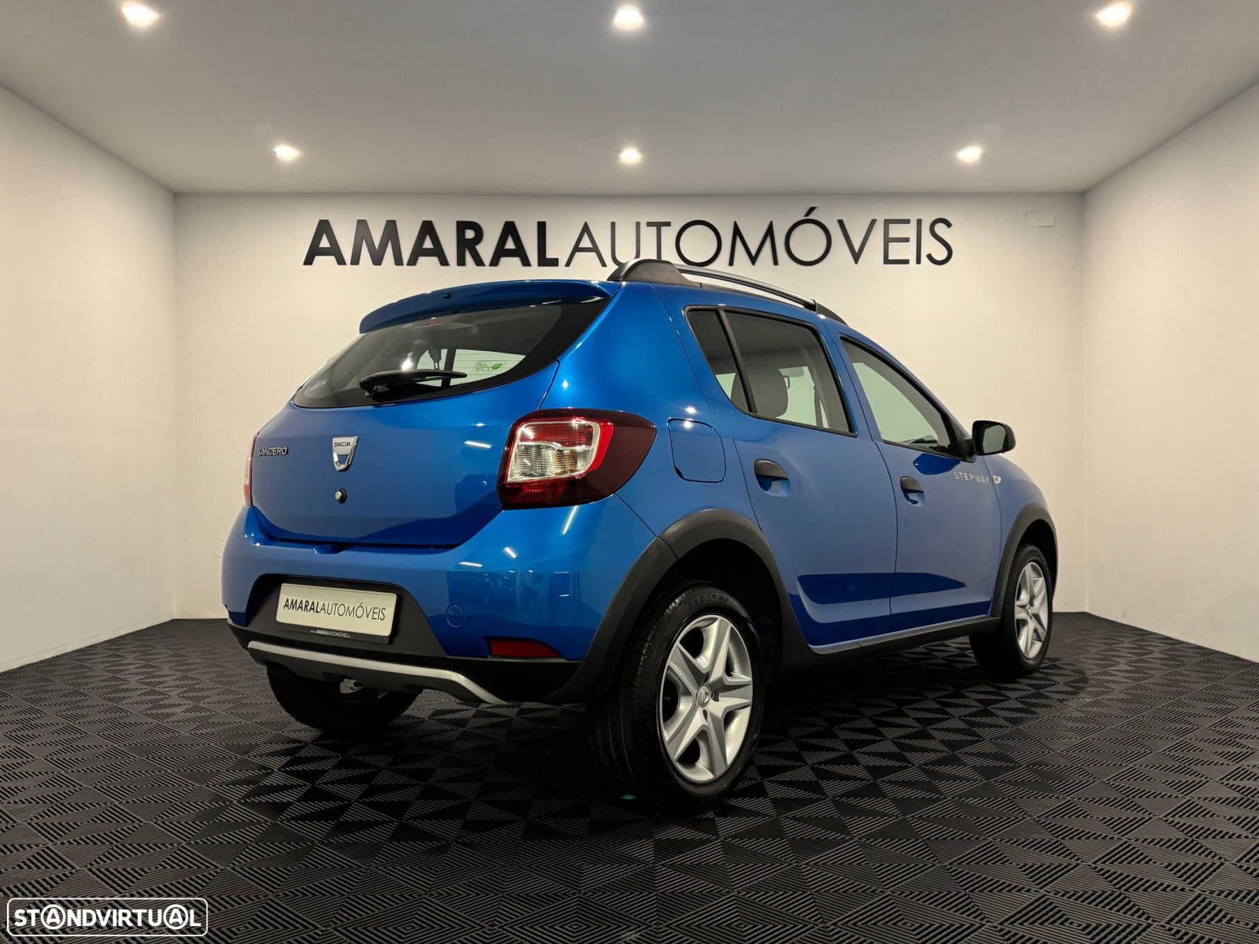 Dacia Sandero 0.9 TCe Stepway - 4