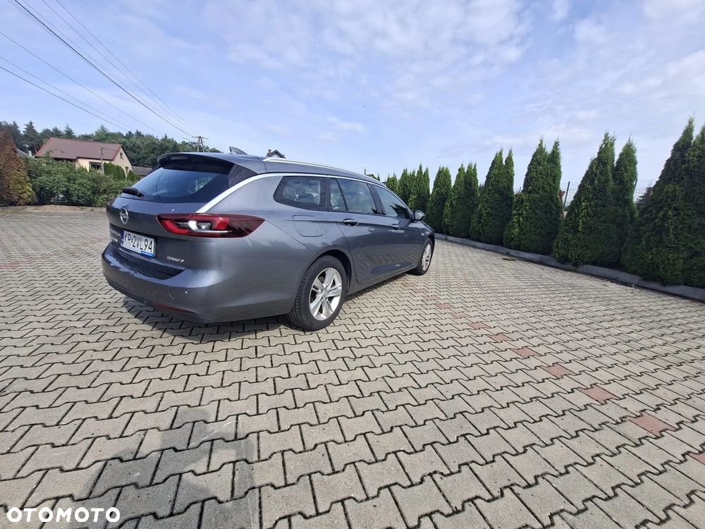 Opel Insignia - 10