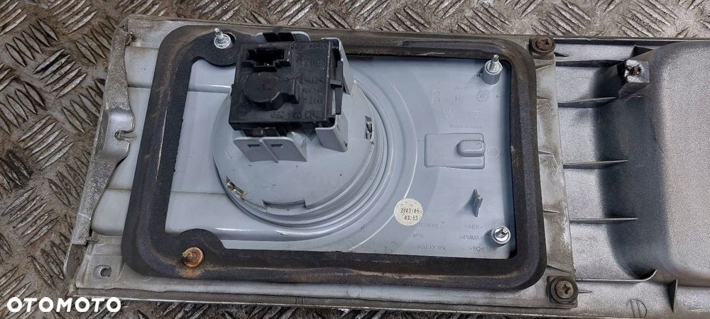BLENDA KLAPY BAGAŻNIKA + LAMPY SHARAN MK1 LIFT II LA7W - 2