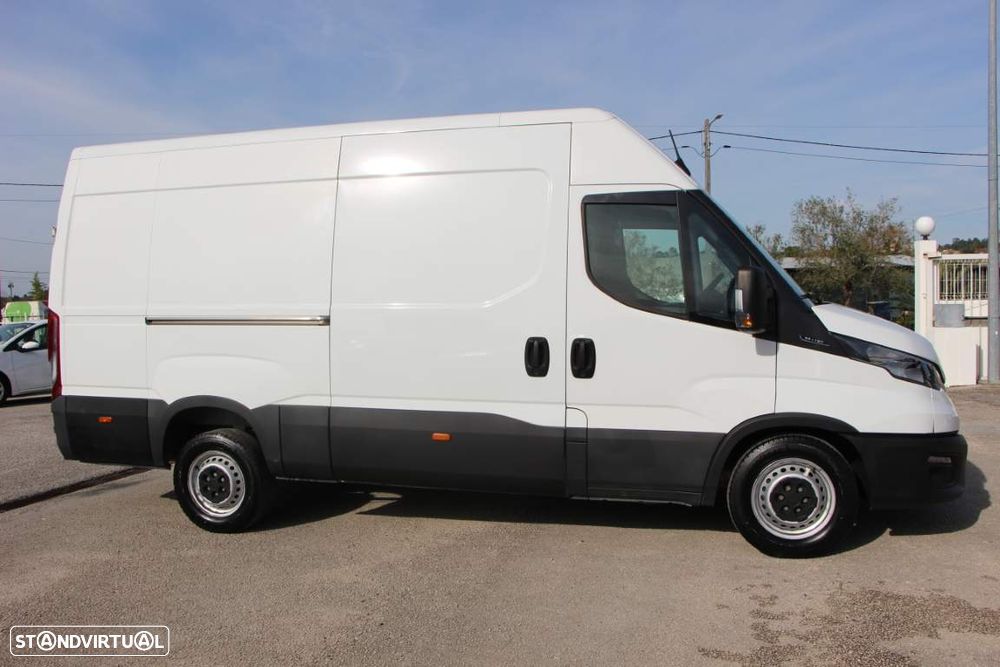 Iveco Daily 2.3 35S16V 3520L 12M3 - 3