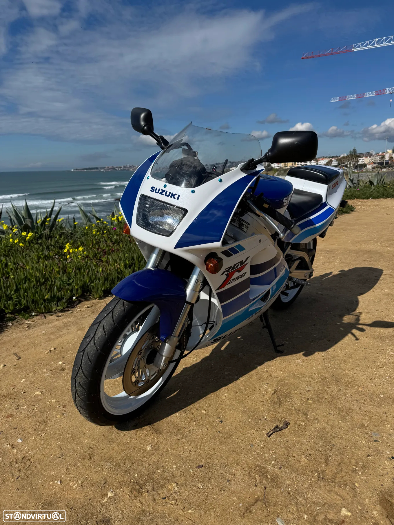 Suzuki RGV 250 - 2