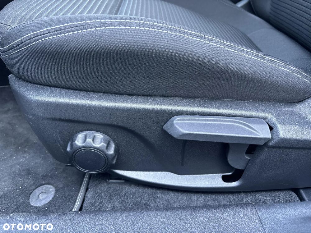 Ford Focus 1.0 EcoBoost Titanium Design - 13