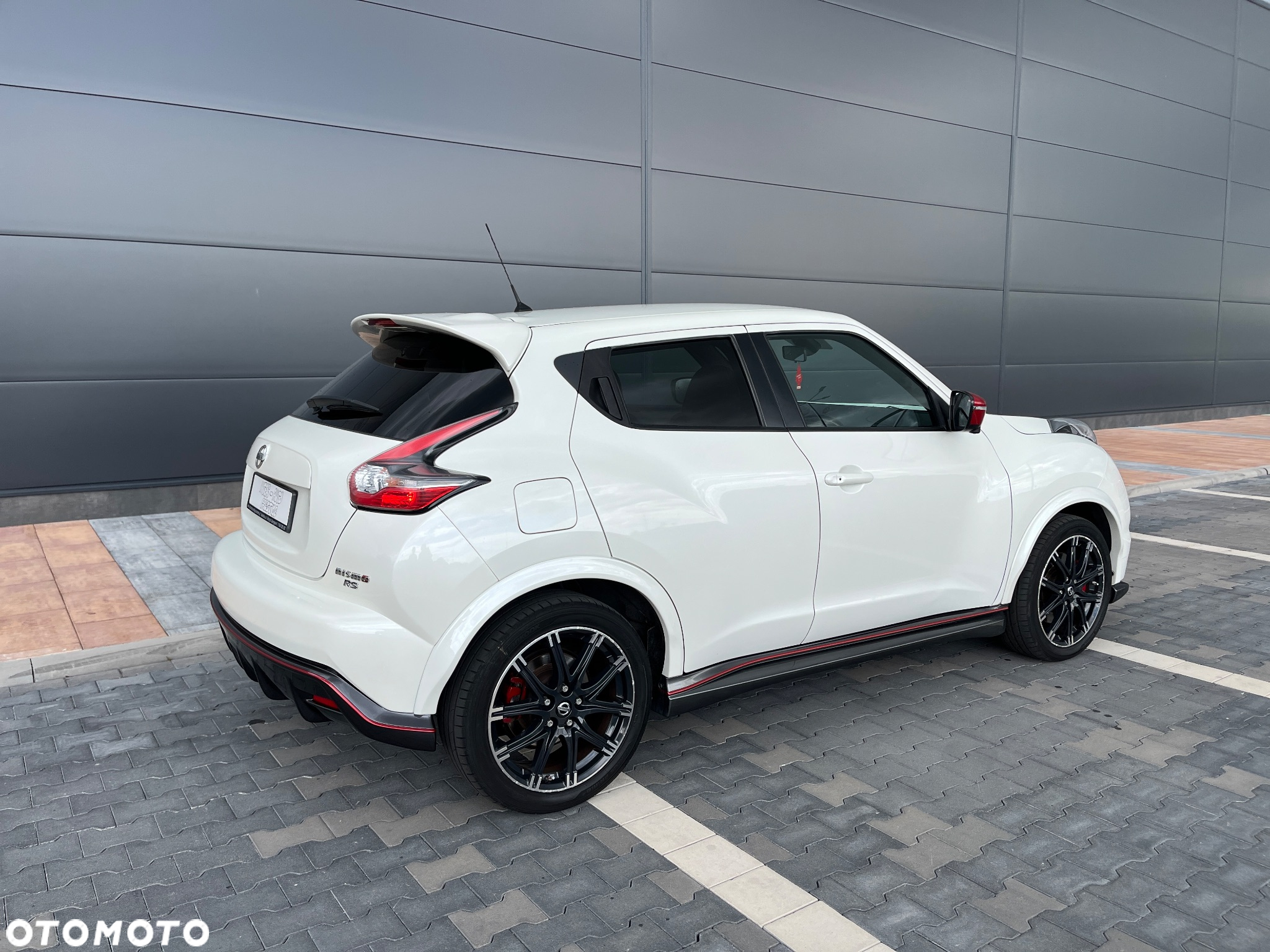 Nissan Juke 1.6 DIG-T Nismo RS 4WD Xtronic EU6 - 14