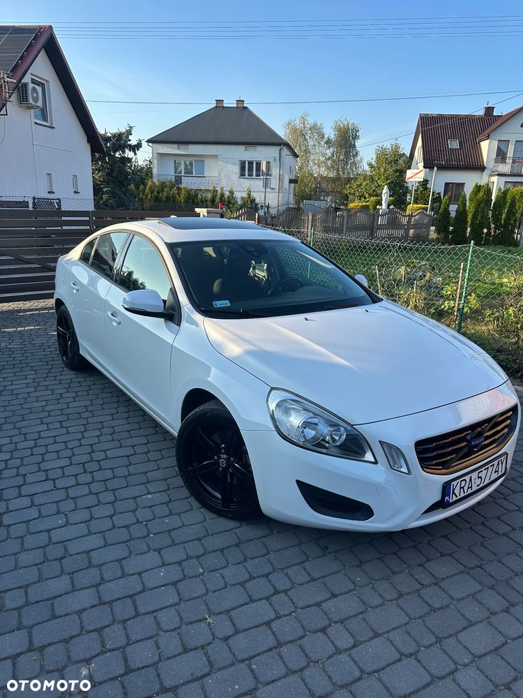 Volvo S60 D2 - 1