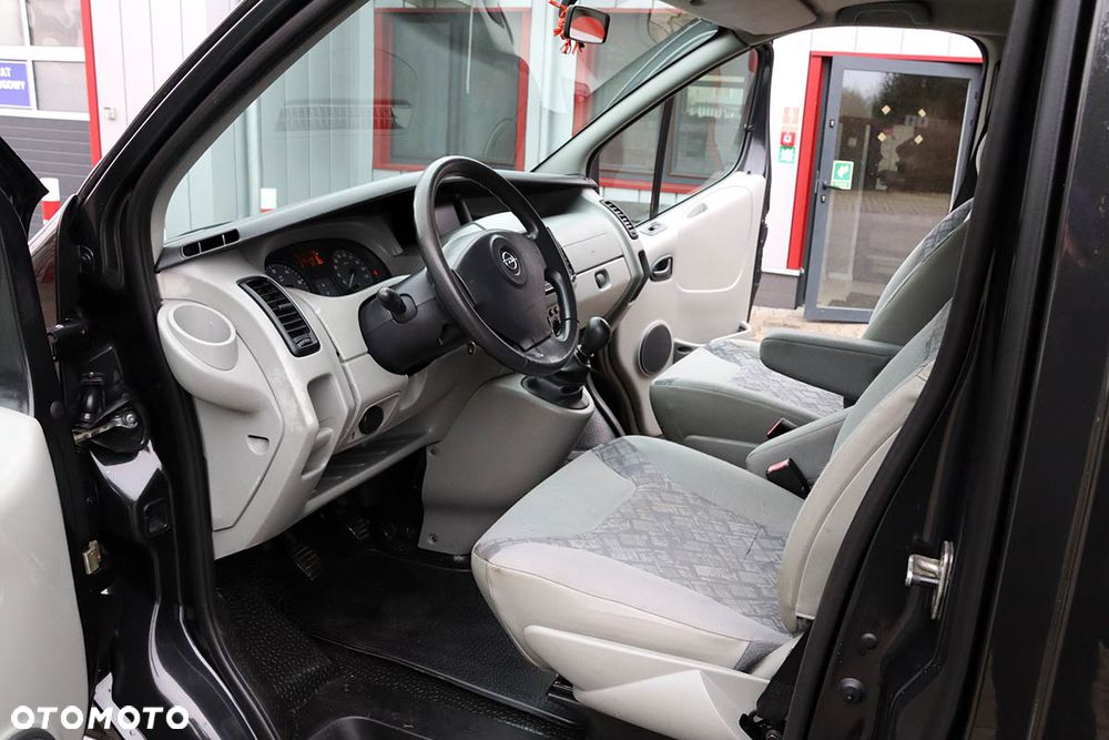 Opel VIVARO LONG 2,5 DTI 135KM Brygadowy 5 Miejsc KLIMA - 19