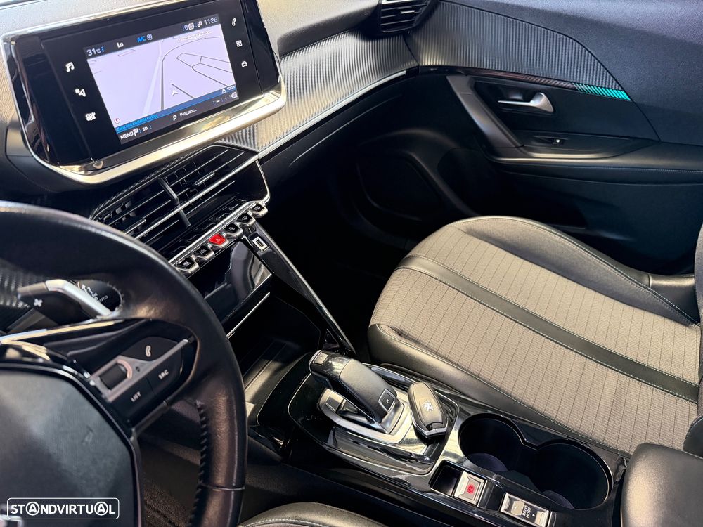Peugeot 2008 PureTech 130 EAT8 Allure - 15