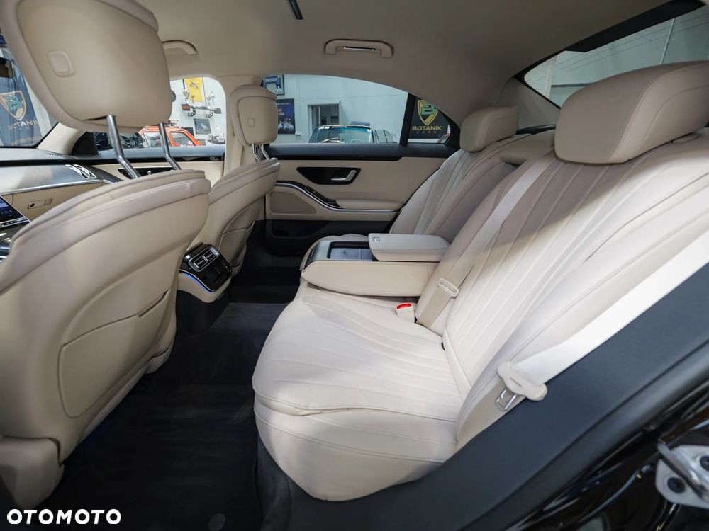 Mercedes-Benz Klasa S 500 4-Matic L 9G-TRONIC - 19