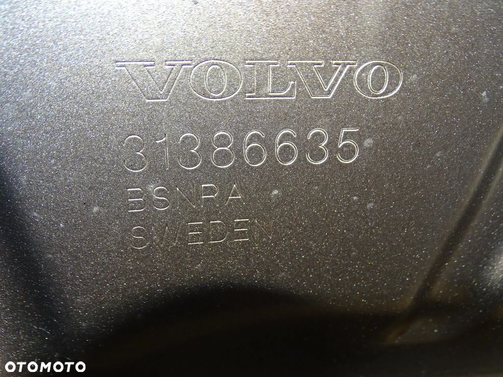 -MASKA VOLVO S90,V90 IDEALNA KOLOR 700-16 2016- - 6