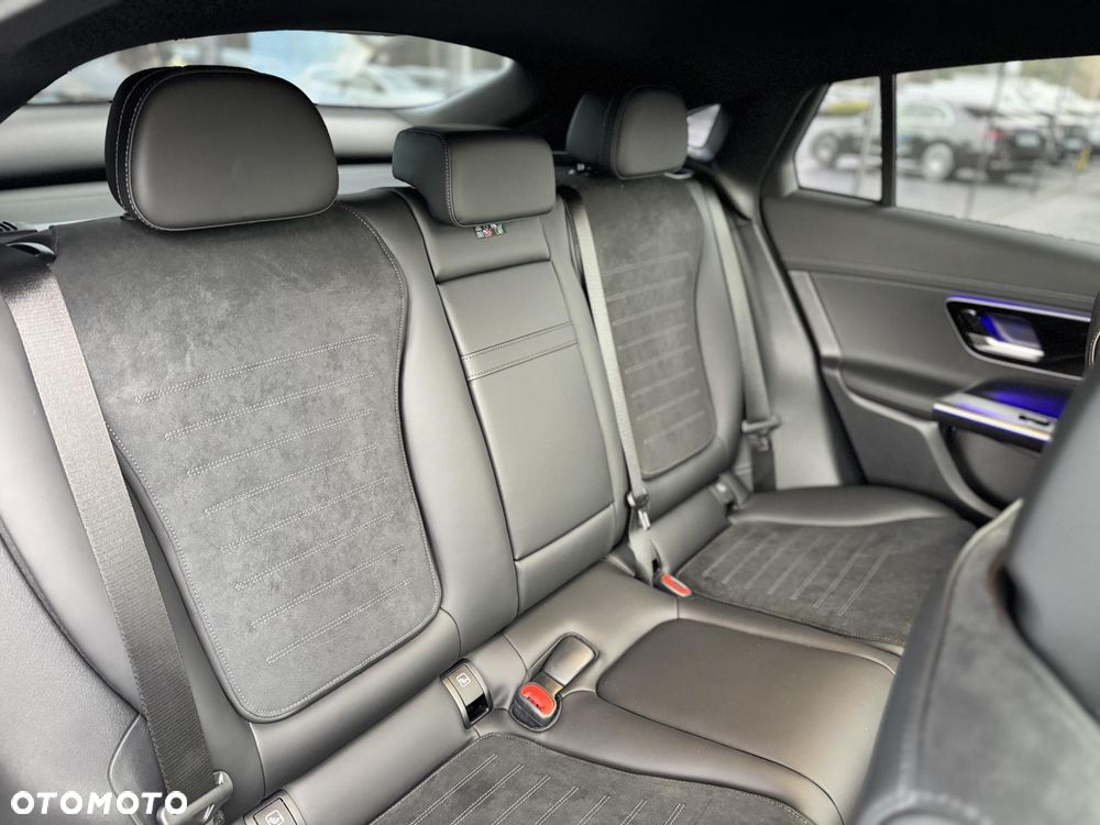 Mercedes-Benz GLC 220 d mHEV 4-Matic AMG Line - 17