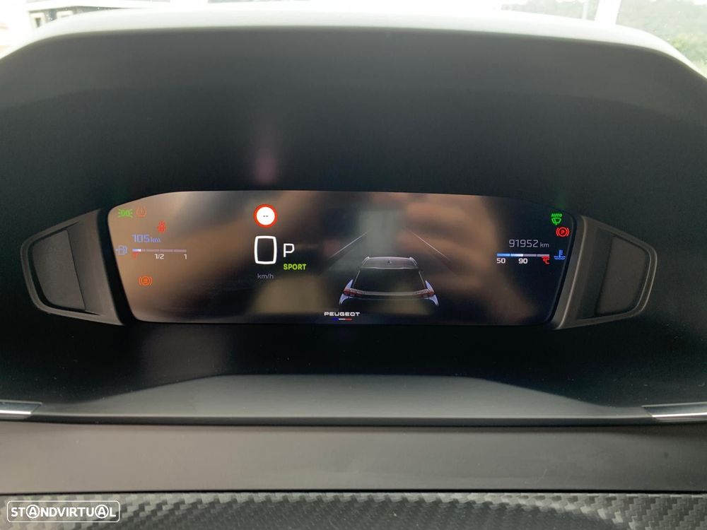 Peugeot 2008 1.5 BlueHDi Allure EAT8 - 18