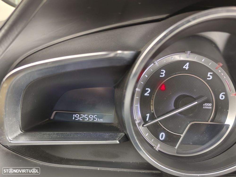 Mazda CX-3 1.5 Sky.Evolve HS Navi - 37