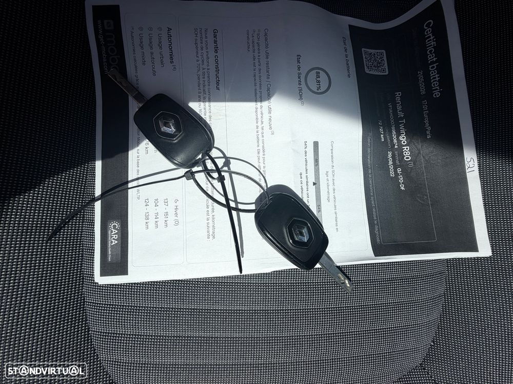 Renault Twingo E-Tech. 22 Techno - 23