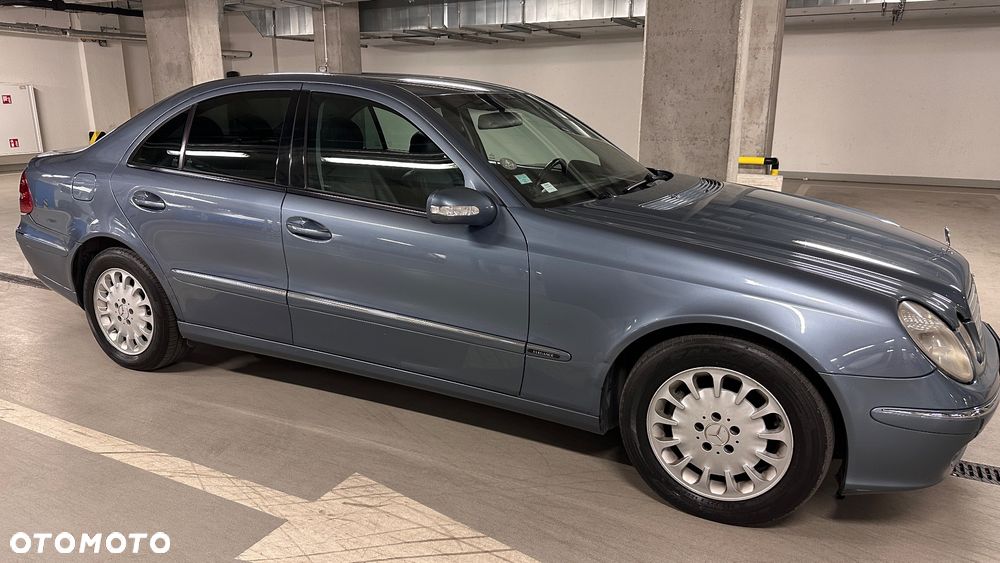 Mercedes-Benz Klasa E - 33