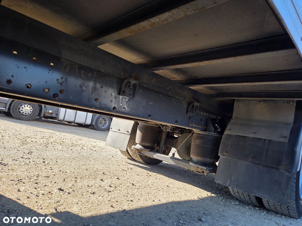 Renault Midlum 220 Atego Scania - 28