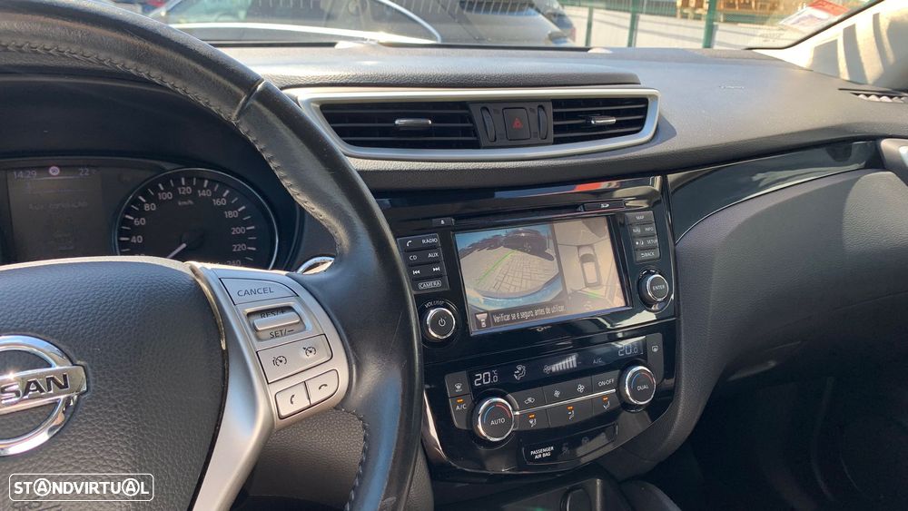 Nissan Qashqai 1.5 dCi N-Connecta - 12