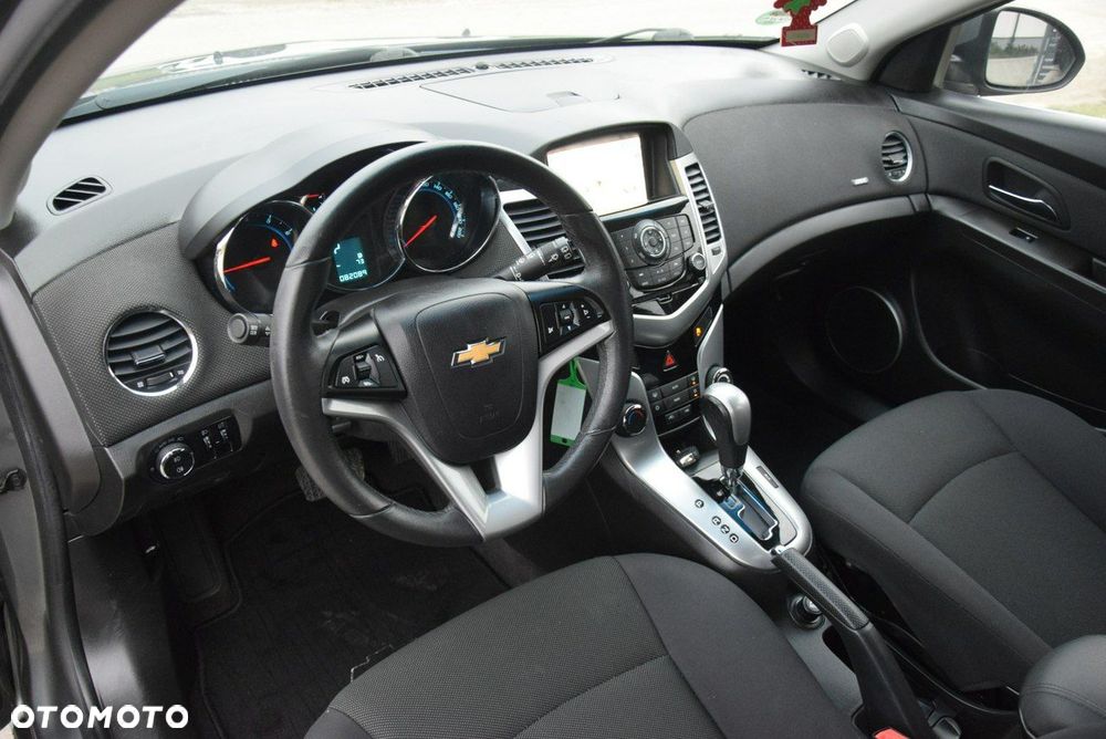 Chevrolet Cruze - 31