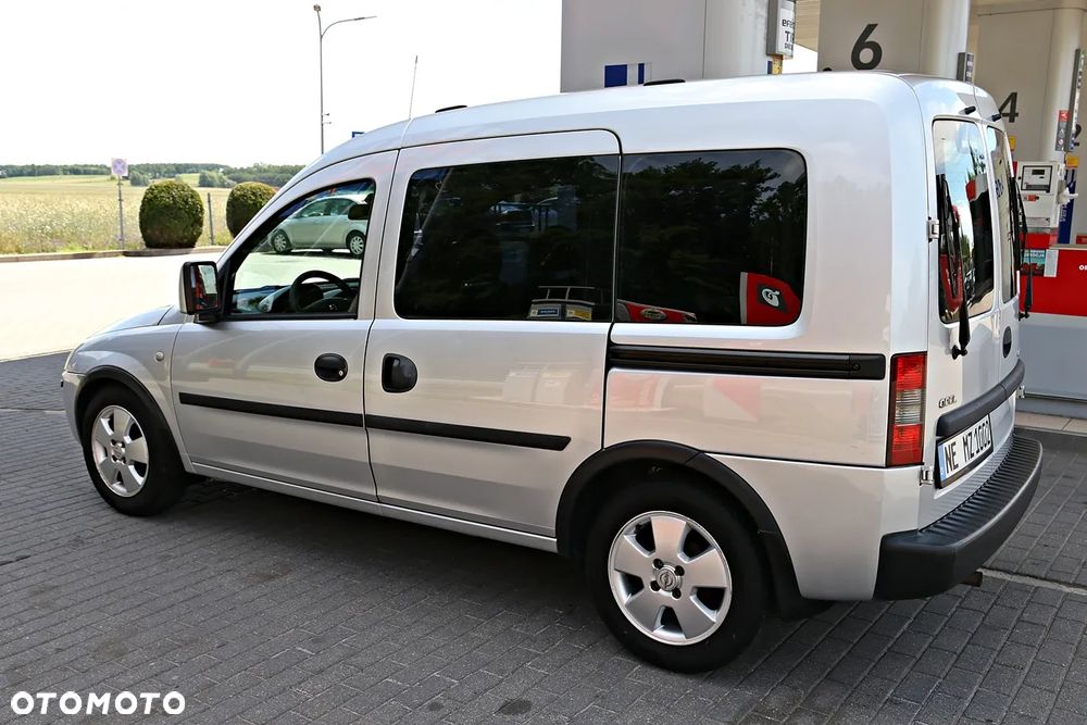Opel Combo Tour Enjoy - 19