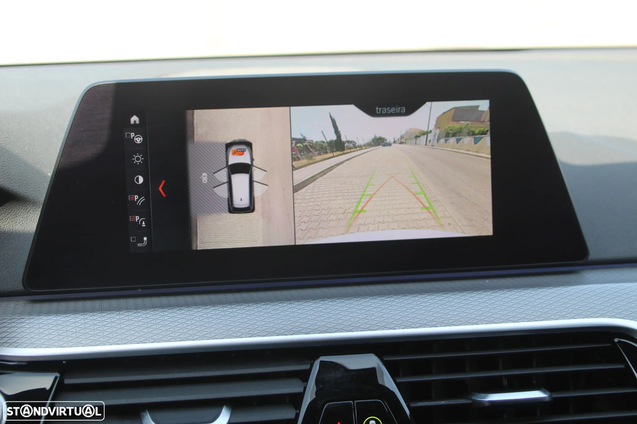 BMW 520 d Pack Desportivo M Auto - 18