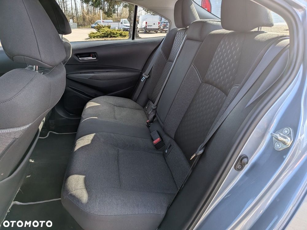 Toyota Corolla 1.8 Hybrid Comfort - 23