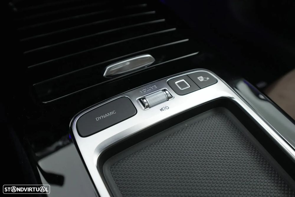 Mercedes-Benz A 180 d AMG Line Aut. - 24