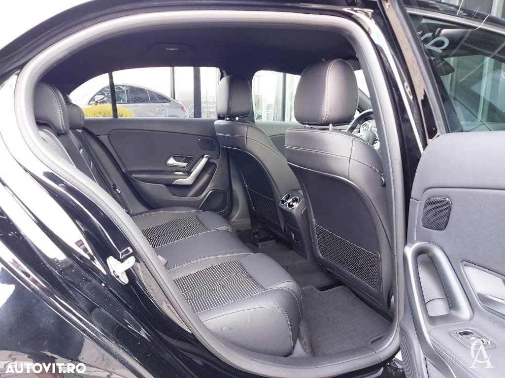Mercedes-Benz A - 6