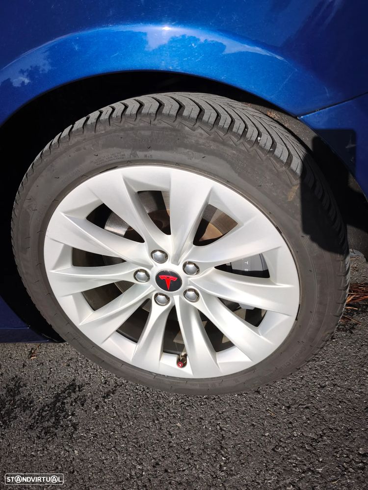 Tesla Model S 75 - 15