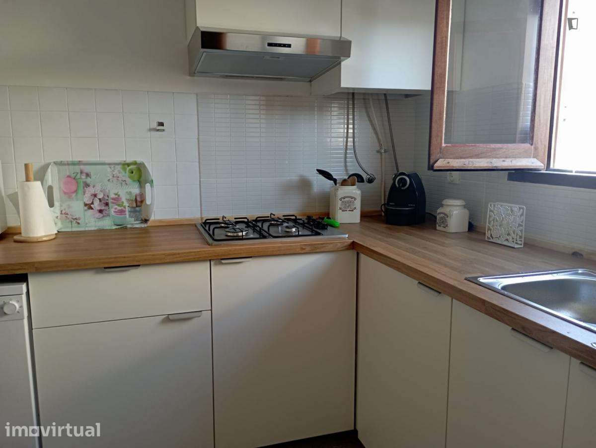 Quarto - localizado em Carcavelos Lisbon - Grande imagem: 4/15