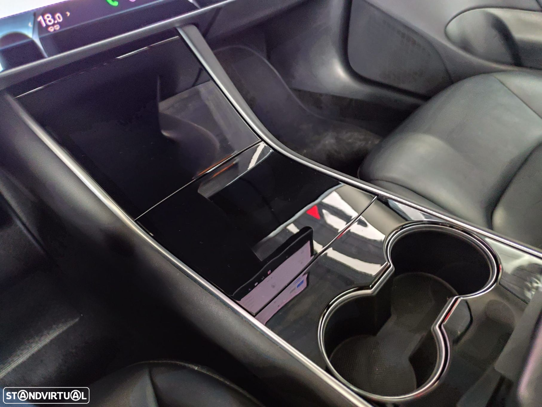 Tesla Model 3 - 21