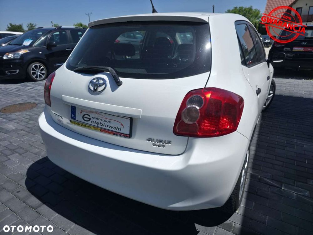 Toyota Auris 1.4 D-4D Premium - 10