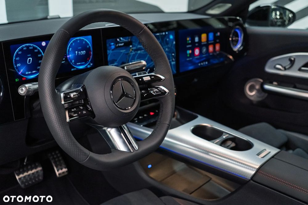 Mercedes-Benz CLA - 25