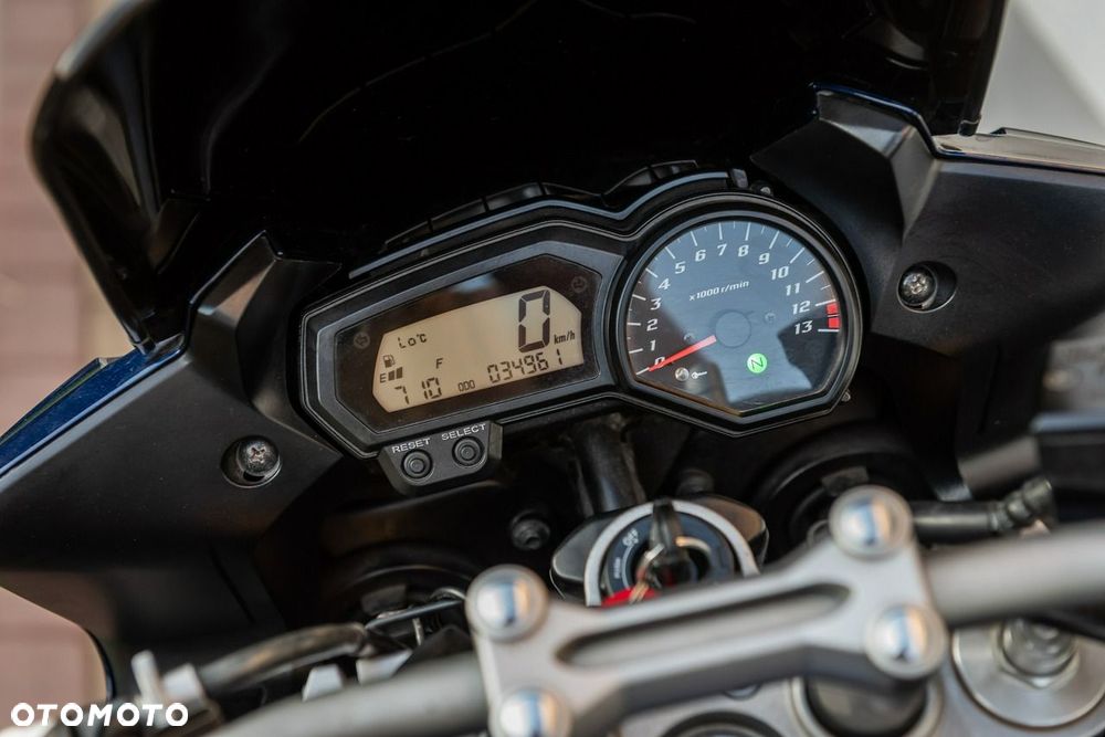 Yamaha FZ - 8