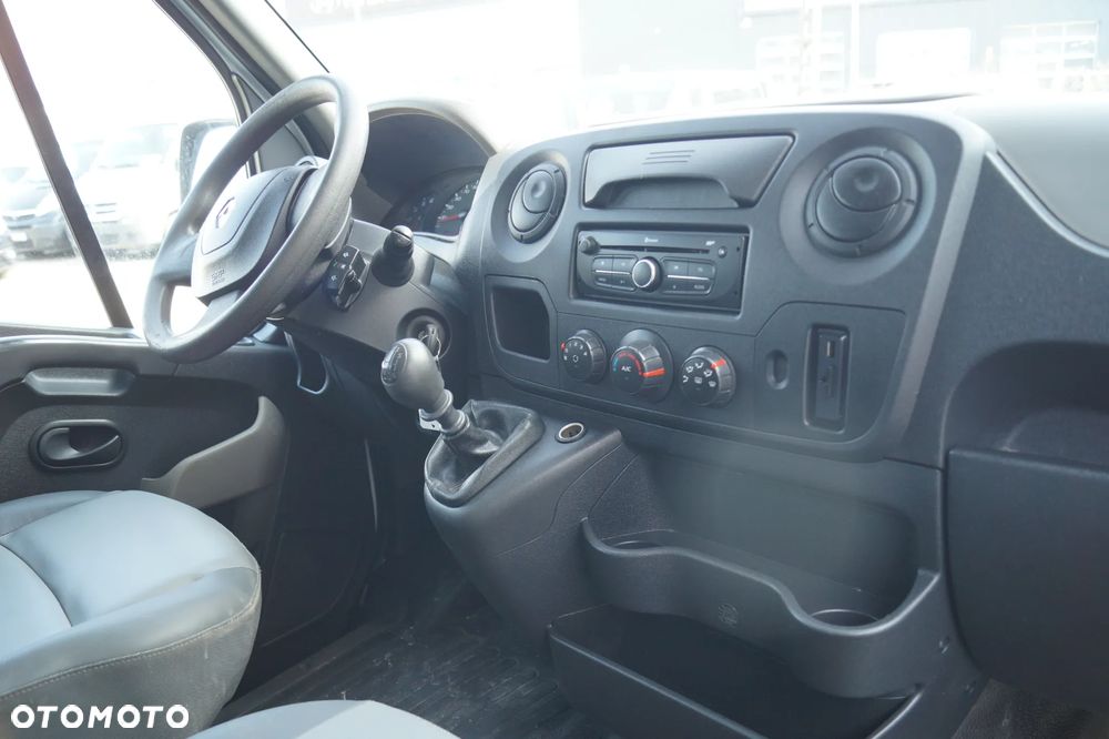 Renault Master - 19