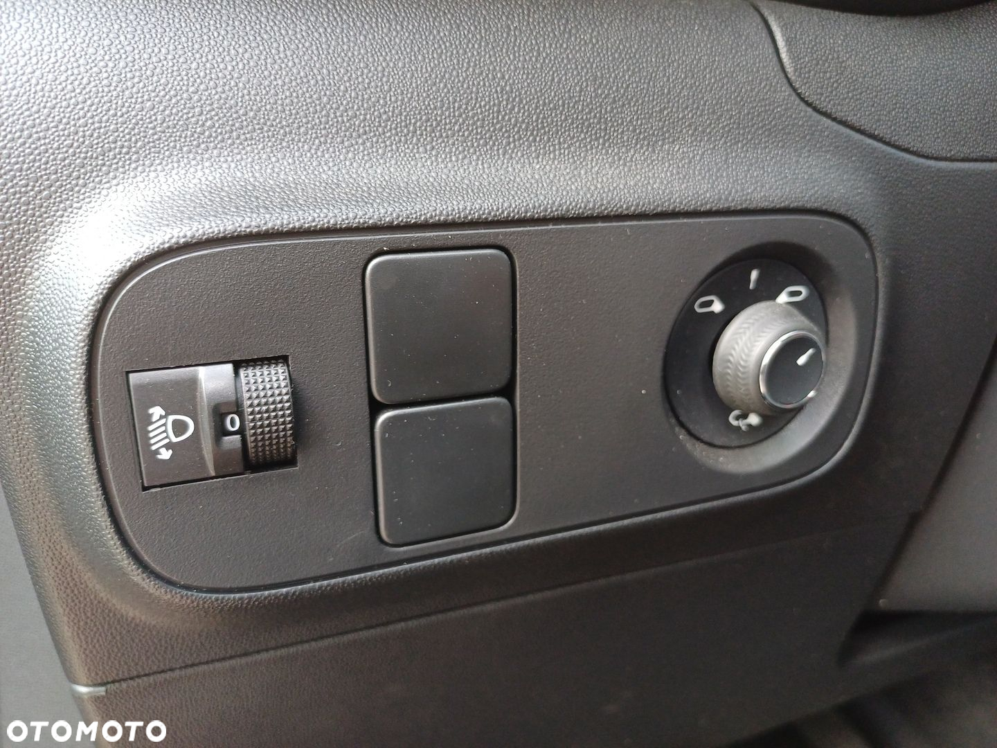 Citroën C3 1.2 PureTech Max - 26