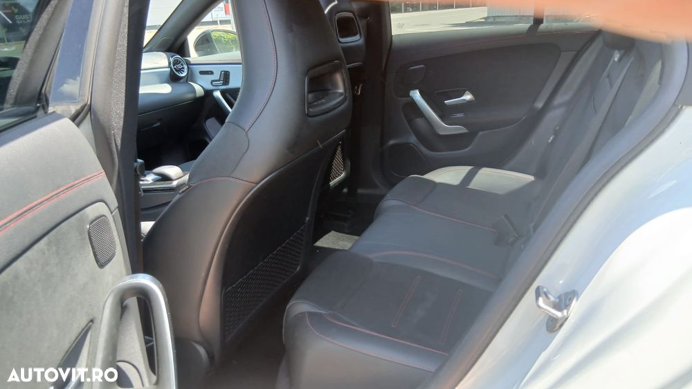 Mercedes-Benz CLA 180 7G-DCT Edition AMG Line - 7