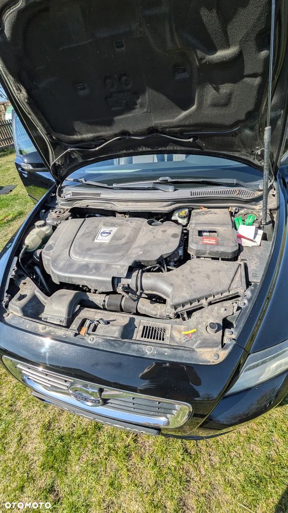 Volvo V50 D3 - 15