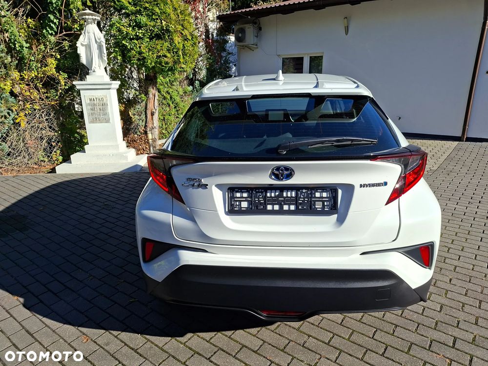 Toyota C-HR - 9