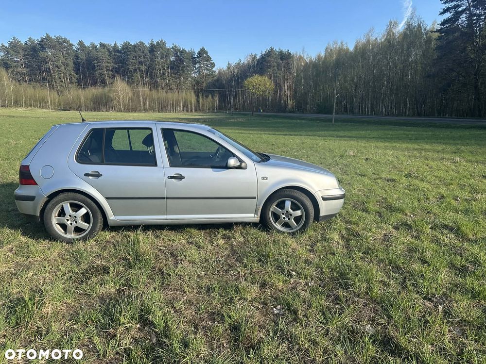 Volkswagen Golf 1.9 TDI Basis - 4