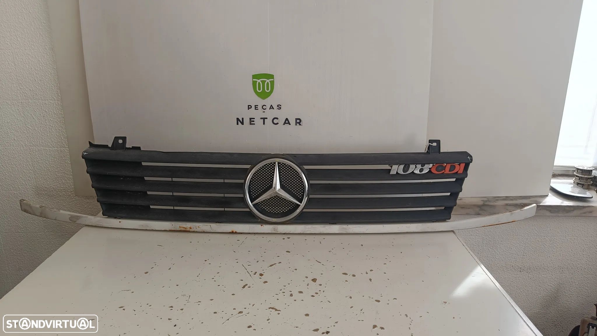 Grelha Mercedes Vito 2000 - 1
