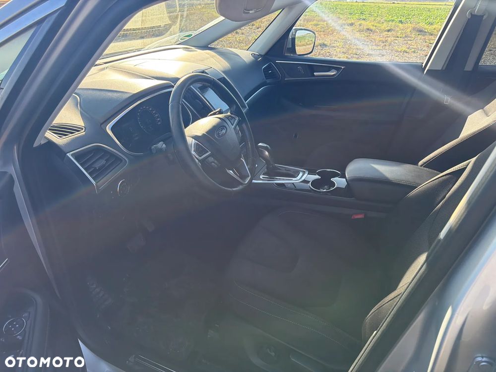 Ford S-Max - 20