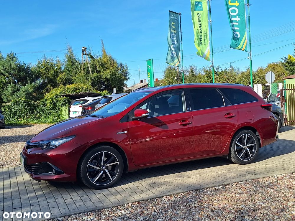 Toyota Auris Hybrid 135 Prestige - 17