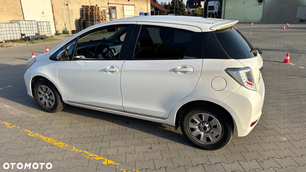 Toyota Yaris 1.33 Trend - 1