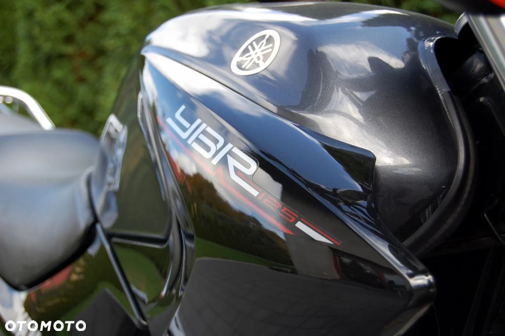Yamaha YBR - 9