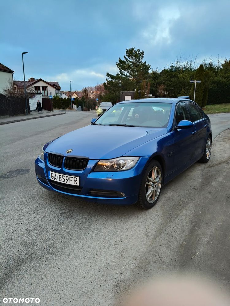 BMW Seria 3 320i - 6