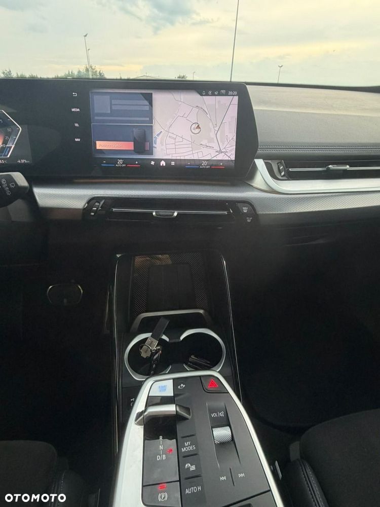 BMW iX1 eDrive20 66.5kWh M Sport - 13