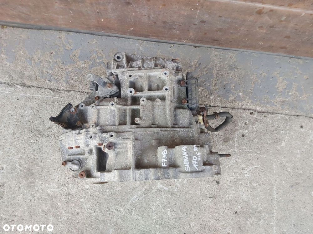 TOYOTA Sienna 3,5 v6 skrzynia biegów automat 6B U660L Lexus Camry - 2