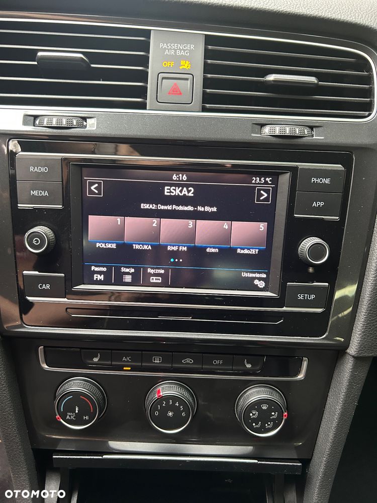 Volkswagen Golf - 13